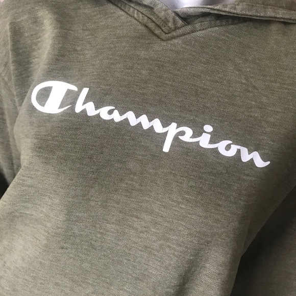Champion Women's Medium Green Hoodie Cropped Sweatshirt - Picture 6 of 13